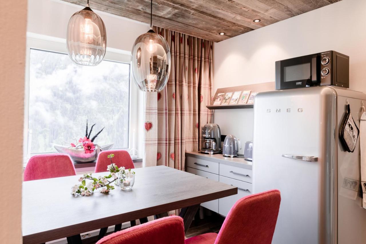 Apart Oberhaus Kappl  Bagian luar foto